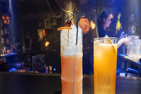 What Types of Drinks Can You Find at Scottsdale Restaurants and Bars?