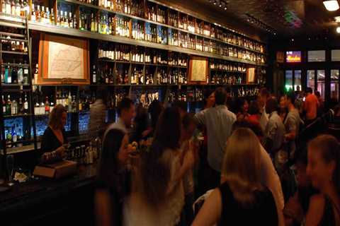 Happy Hour Specials in Maricopa County: Where to Find the Best Deals