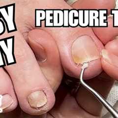 👣Beginner Pedicure Tutorial: Clean Yellow Toenails at Home #nails #satisfying
