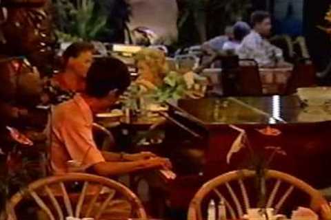 Last Old-Style-Hawaii Restaurant on Oahu, La Mariana
