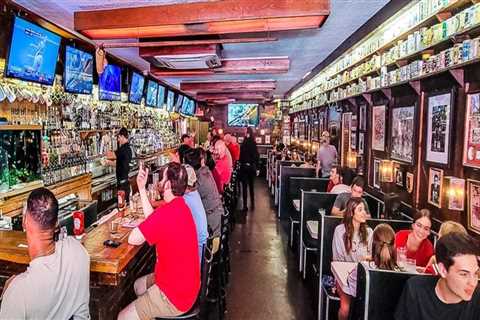 The Coziest Bars in Western Washington for Fireside Drinks