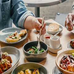 Neighborhood Restaurants in Chicago Loved by Local Businesses